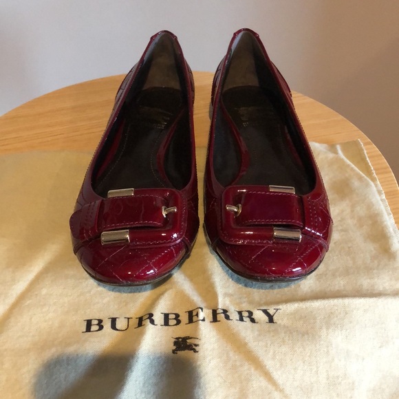 Burberry flats - Picture 2 of 5